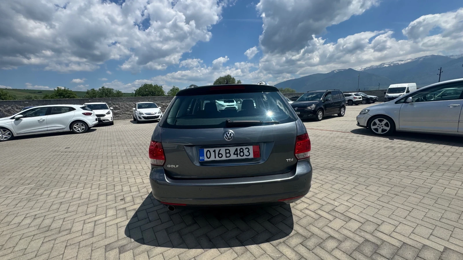VW Golf TDi, снимка 6 - Автомобили и джипове - 54683533