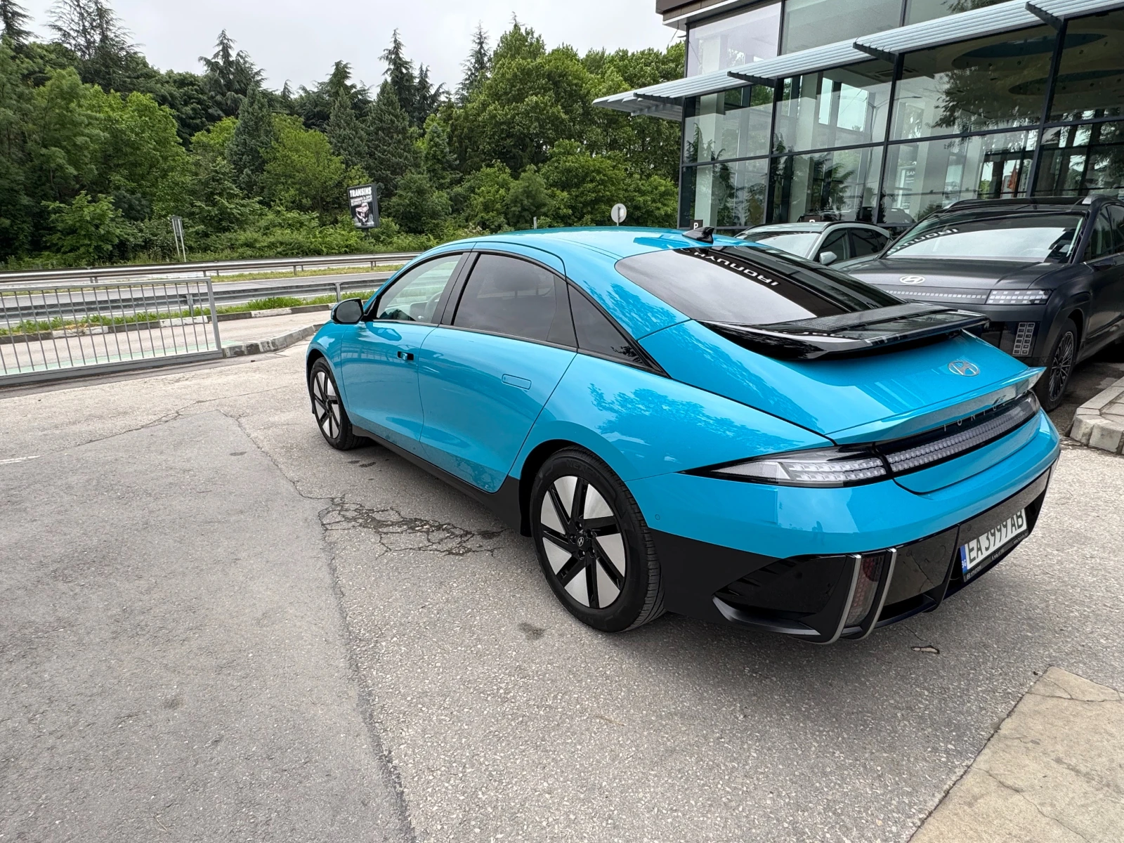 Hyundai Ioniq 6 77kWh Premium АWD, снимка 4 - Автомобили и джипове - 55013581