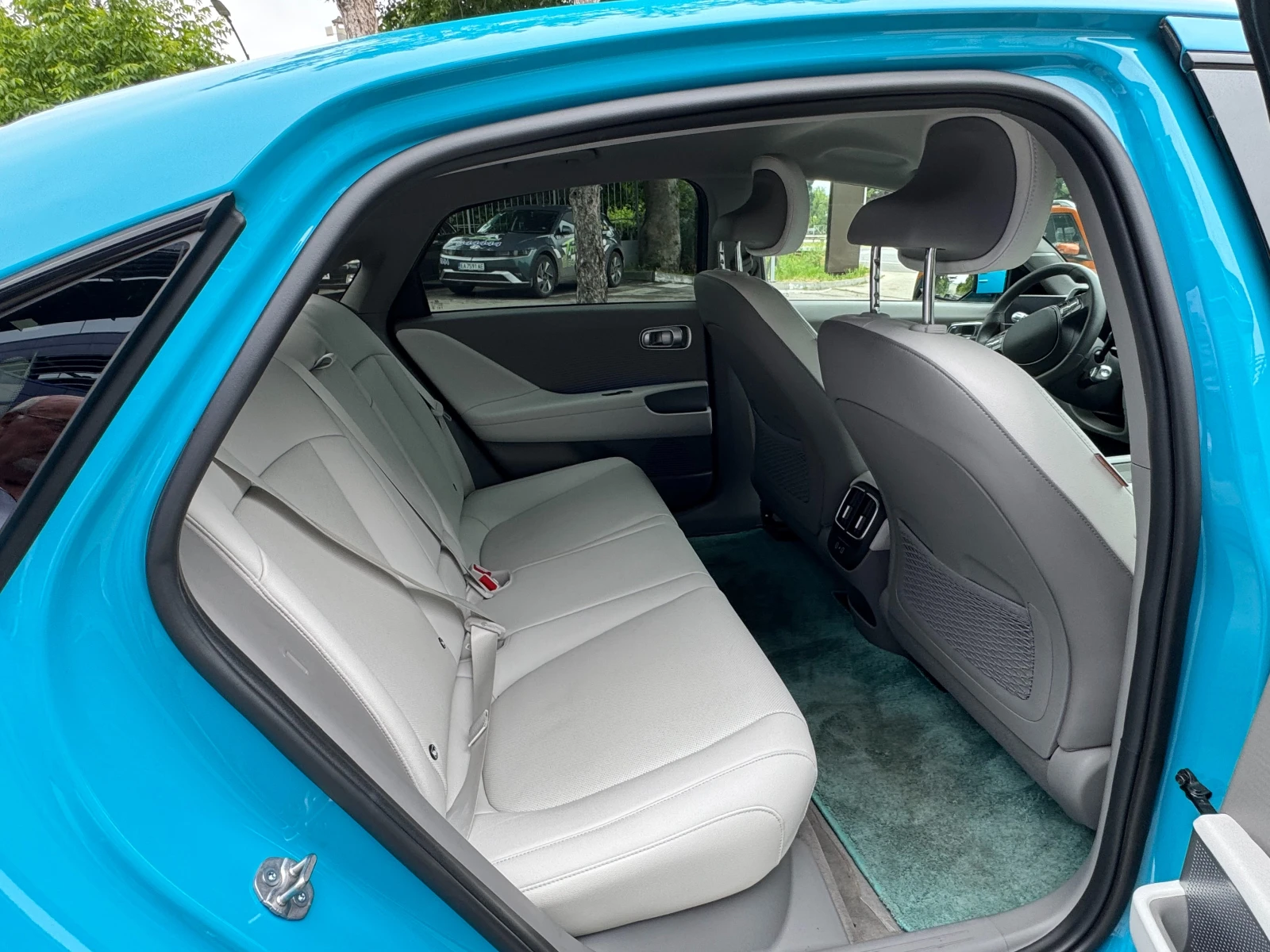 Hyundai Ioniq 6 77kWh Premium АWD, снимка 10 - Автомобили и джипове - 55013581