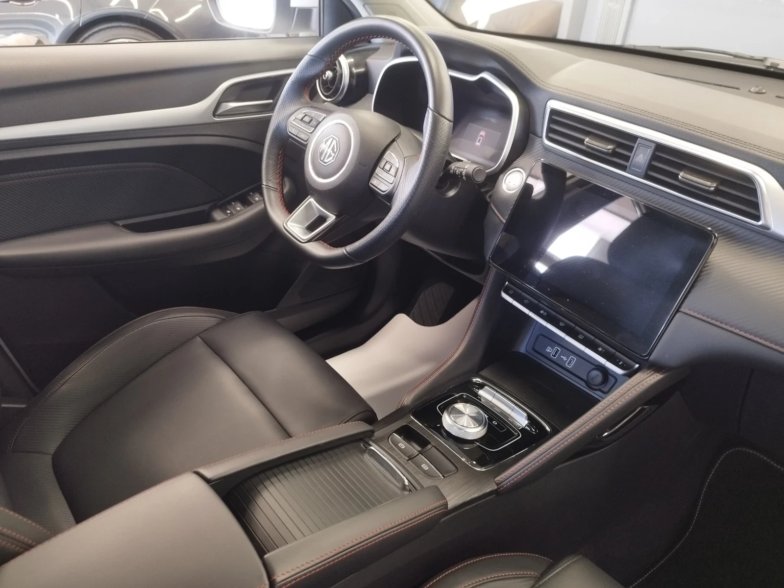 Mg ZS EV 47 000�� 73kwh  | Mobile.bg � ����������� 9