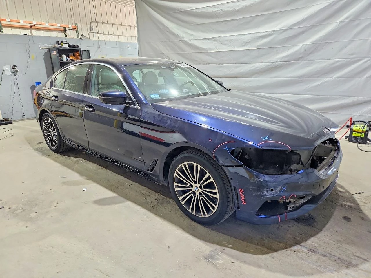 BMW 540 ВИДЕО НА АВТОМОБИЛА, снимка 4 - Автомобили и джипове - 55268241