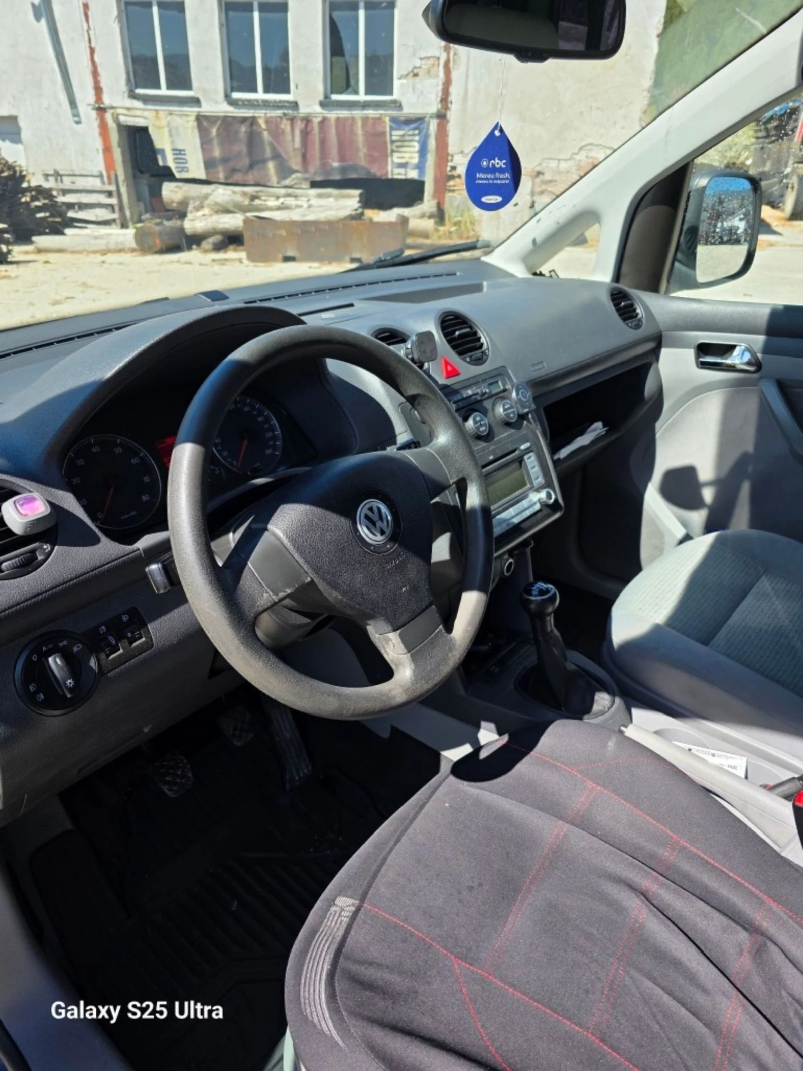 VW Caddy, снимка 6 - Автомобили и джипове - 55405758