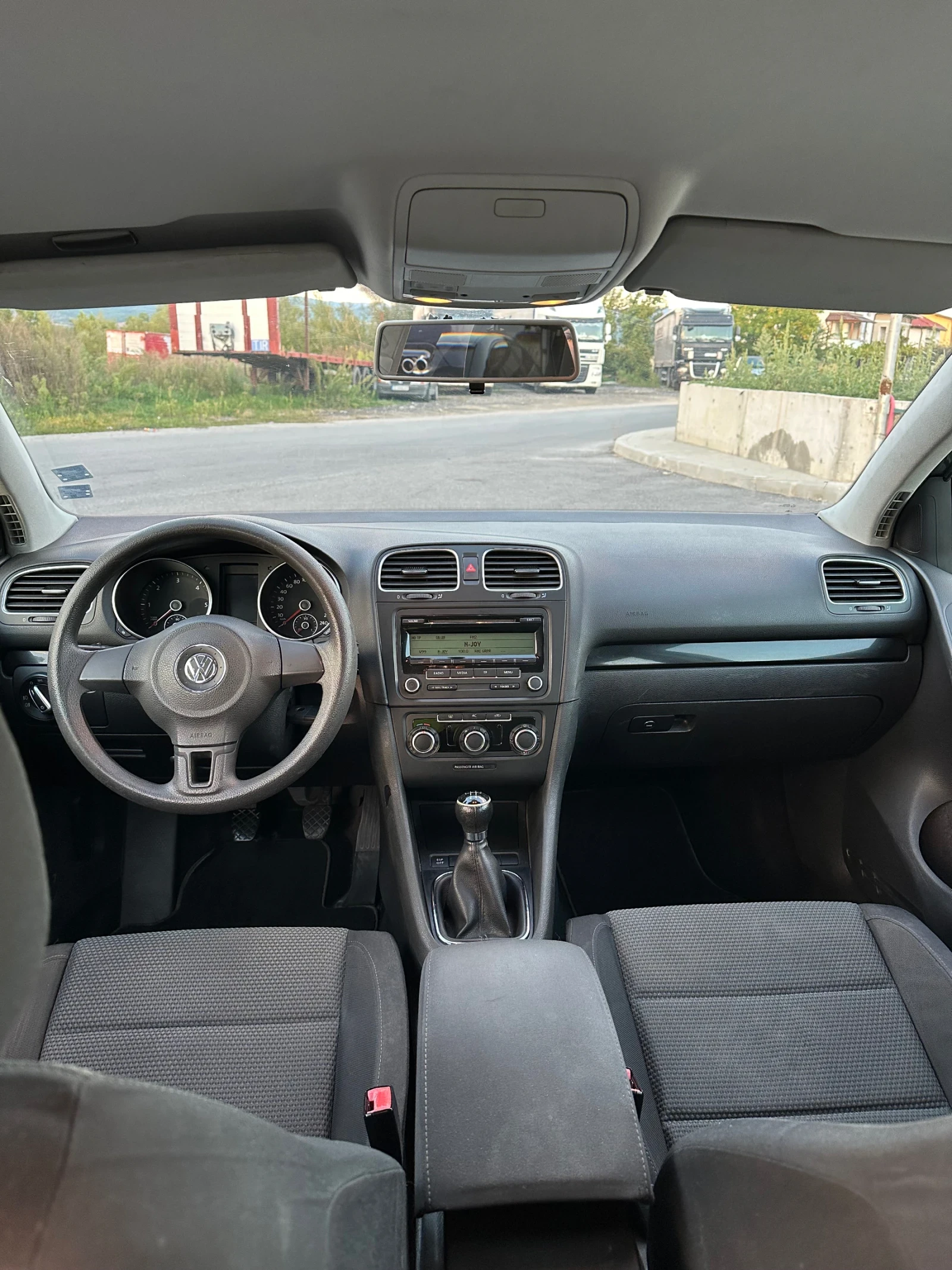 VW Golf, снимка 12 - Автомобили и джипове - 56121091