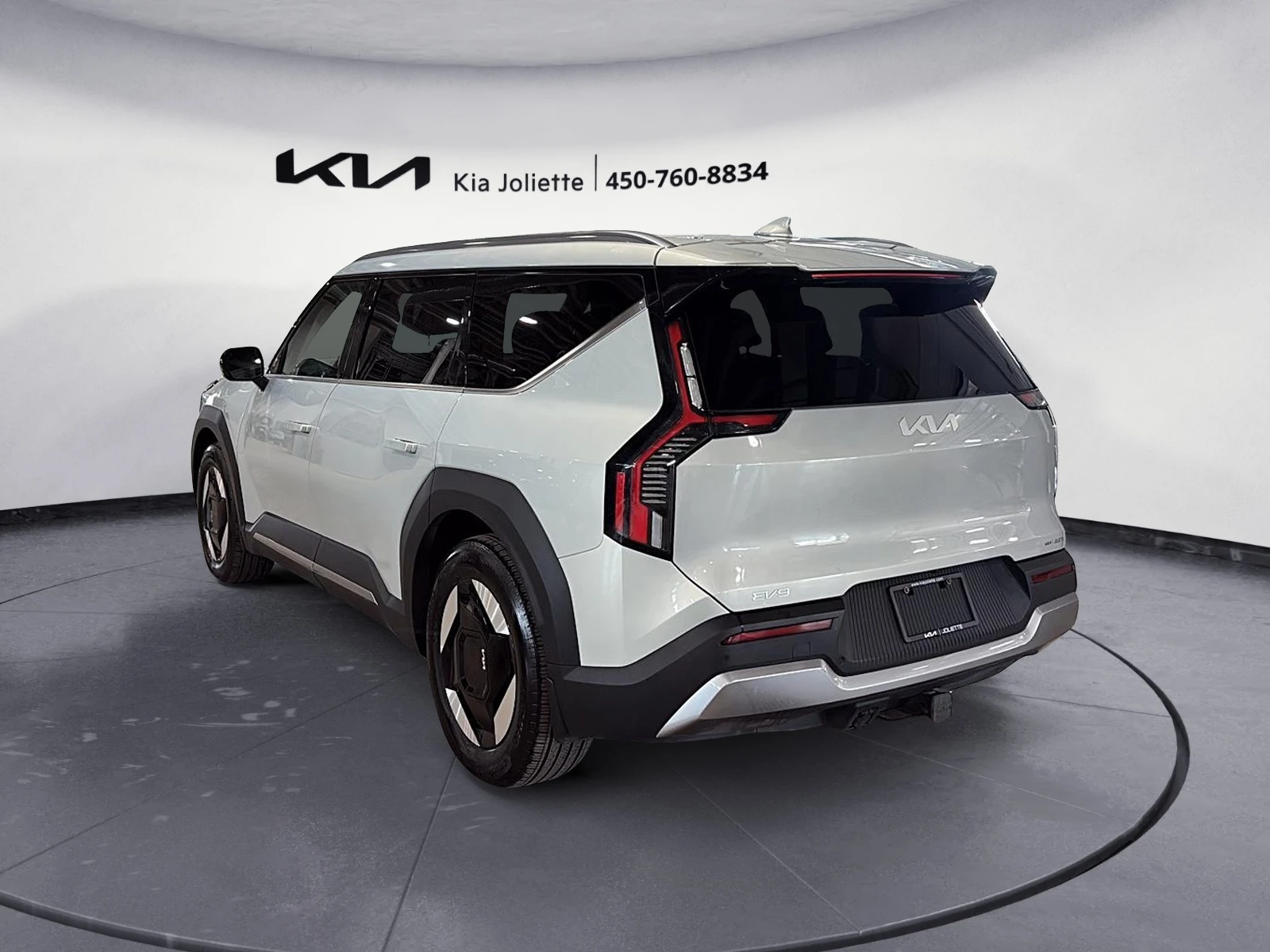 Kia EV9 Land AWD | 7 Места, снимка 4 - Автомобили и джипове - 56121783