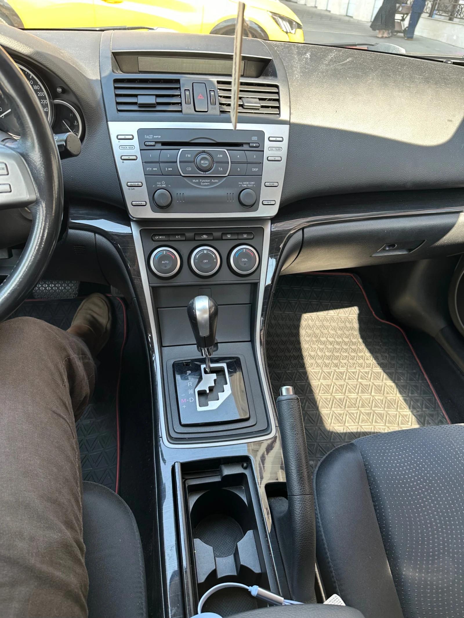 Mazda 6, снимка 10 - Автомобили и джипове - 56165179