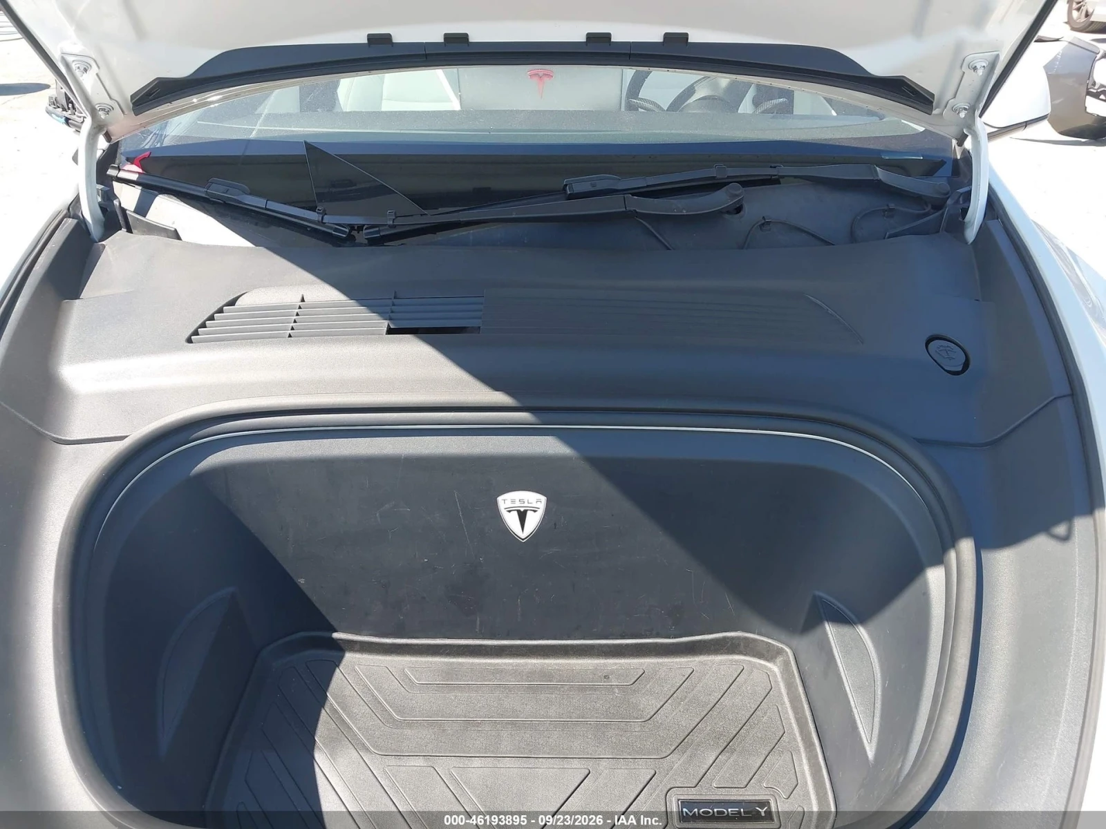 Tesla Model Y STANDARD RANGE / Carfax, снимка 10 - Автомобили и джипове - 56295792
