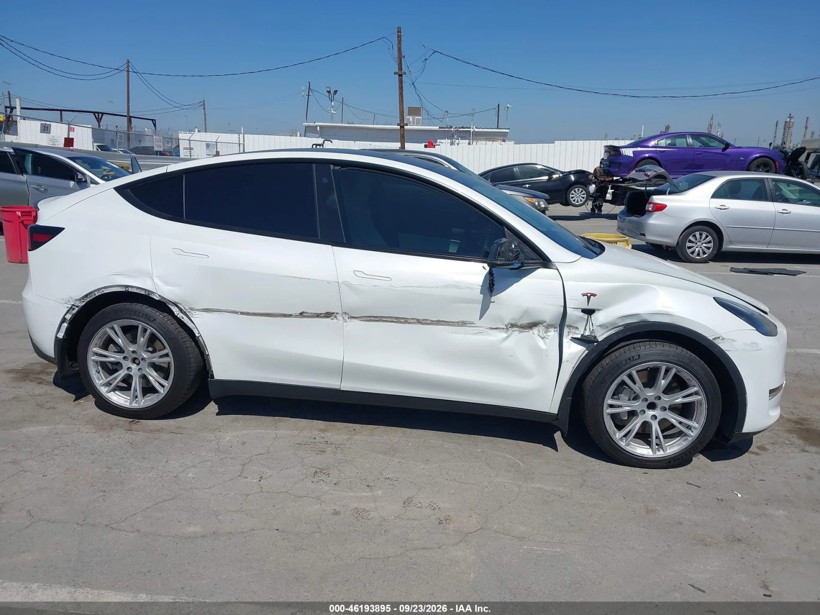 Tesla Model Y STANDARD RANGE / Carfax, снимка 13 - Автомобили и джипове - 56295792