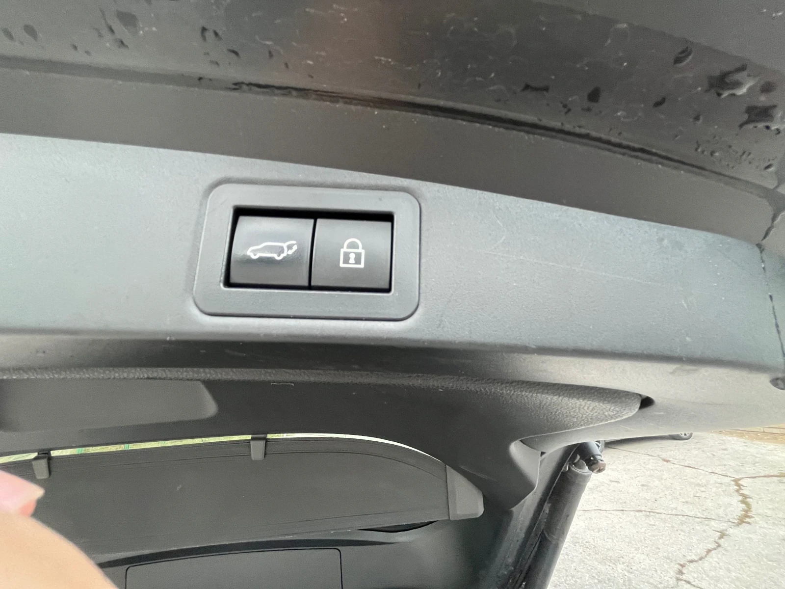 Toyota Corolla GR Sport 2.0, снимка 9 - Автомобили и джипове - 56565336