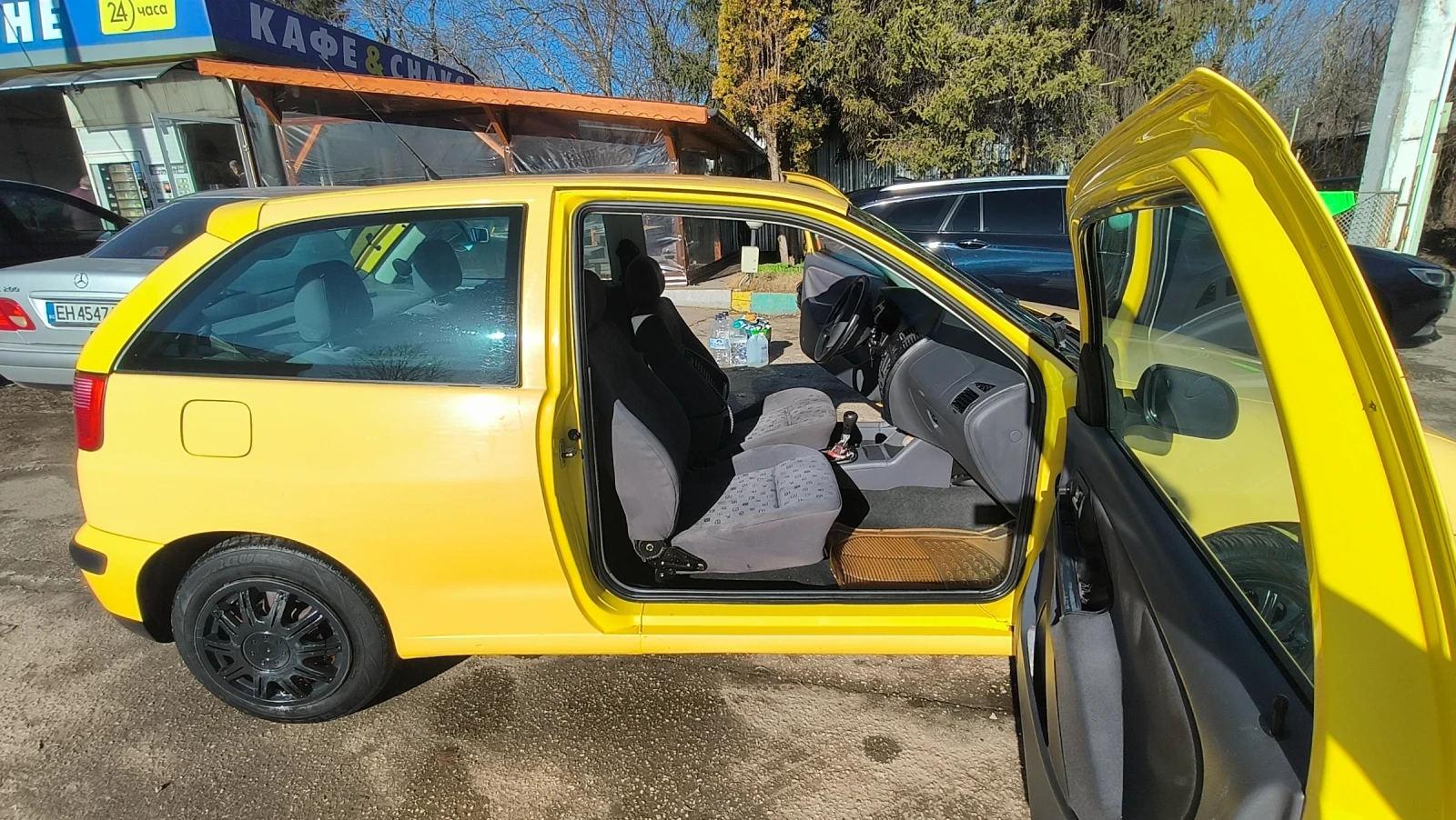 Seat Ibiza, снимка 2 - Автомобили и джипове - 56692036