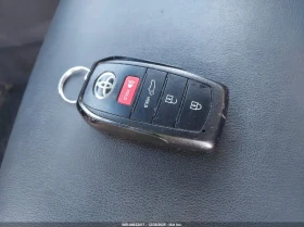 Toyota Venza XLE  - 15000 € / 29337.45 лв. - 38142787 11