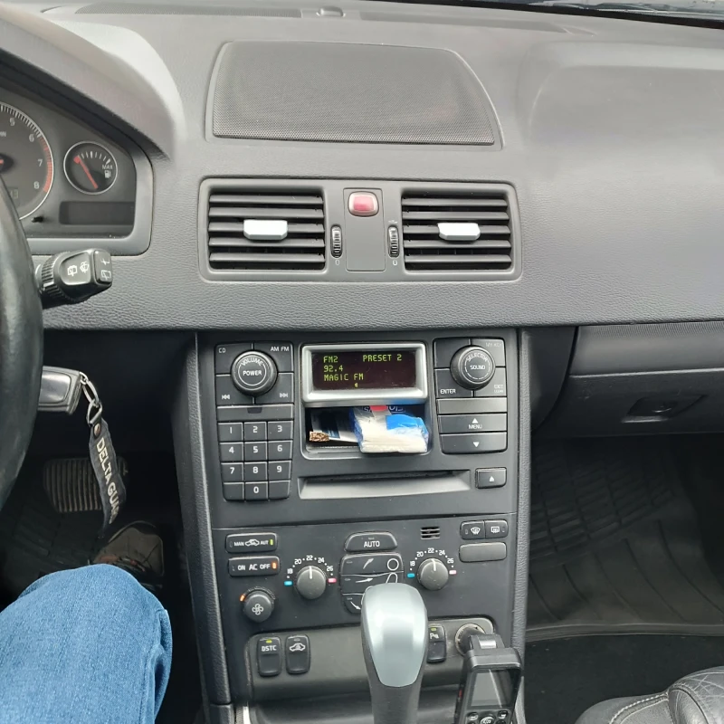 Volvo Xc90 2.5 Т AWD, снимка 12 - Автомобили и джипове - 51924590