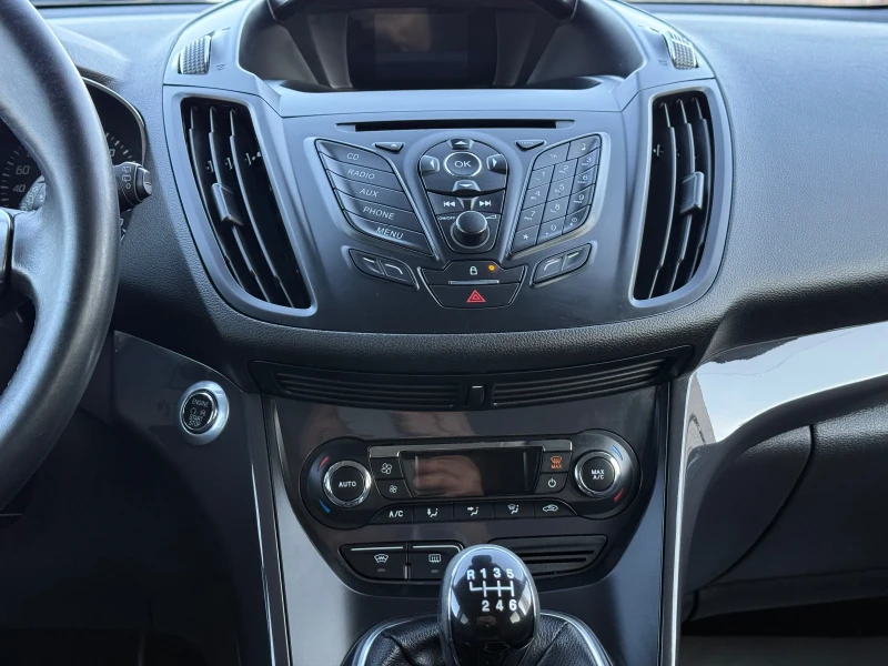 Ford Kuga 2.0 TDCi 4x4 * * СЕРВИЗНА КНИЖКА* * , снимка 13 - Автомобили и джипове - 52044659