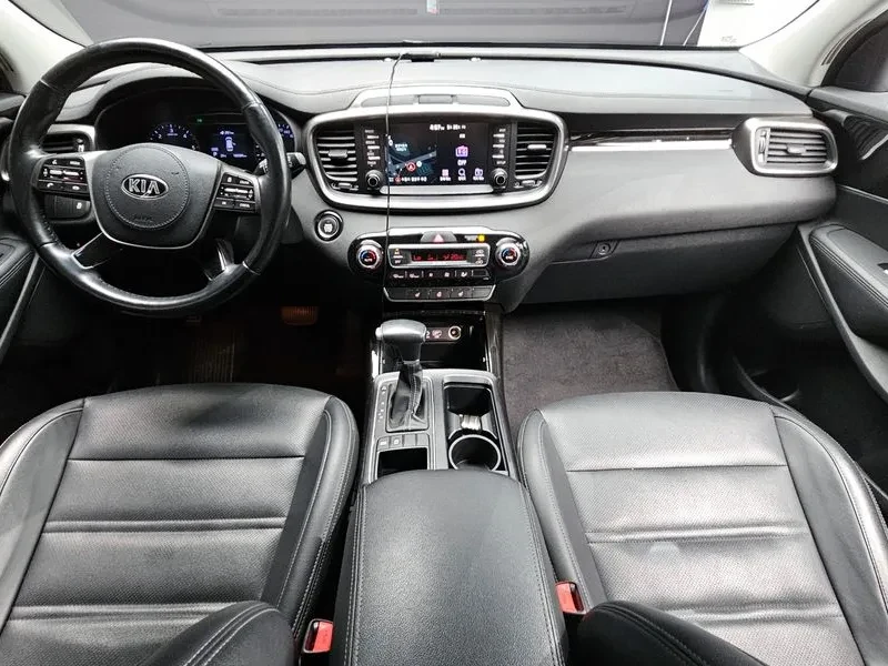 Kia Sorento DIESEL 2.0 2WD LUXURY, снимка 14 - Автомобили и джипове - 55122266