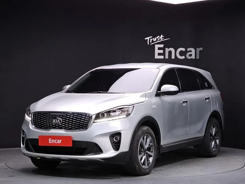 Kia Sorento DIESEL 2.0 2WD LUXURY, снимка 2 - Автомобили и джипове - 55122266