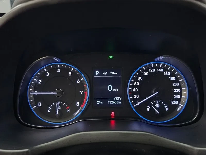 Hyundai Kona 1.6 - САМО 30% АВАНС, снимка 8 - Автомобили и джипове - 56305025