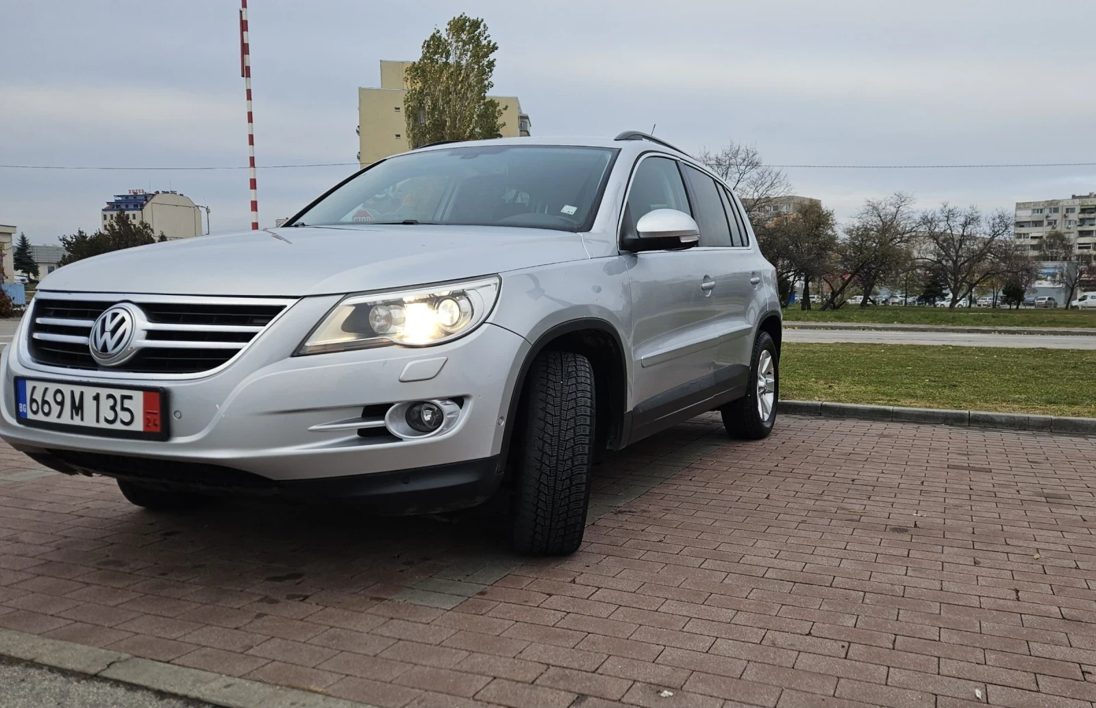 VW Tiguan 2.0 TSI - изображение 2