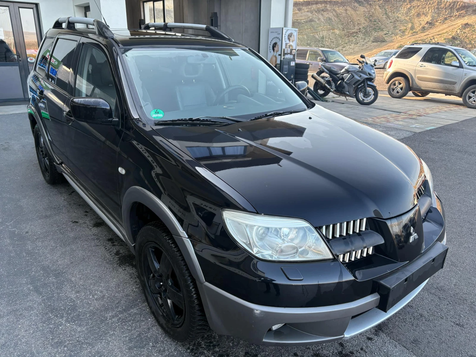 Mitsubishi Outlander 2.4 4X4 GAZ - изображение 4