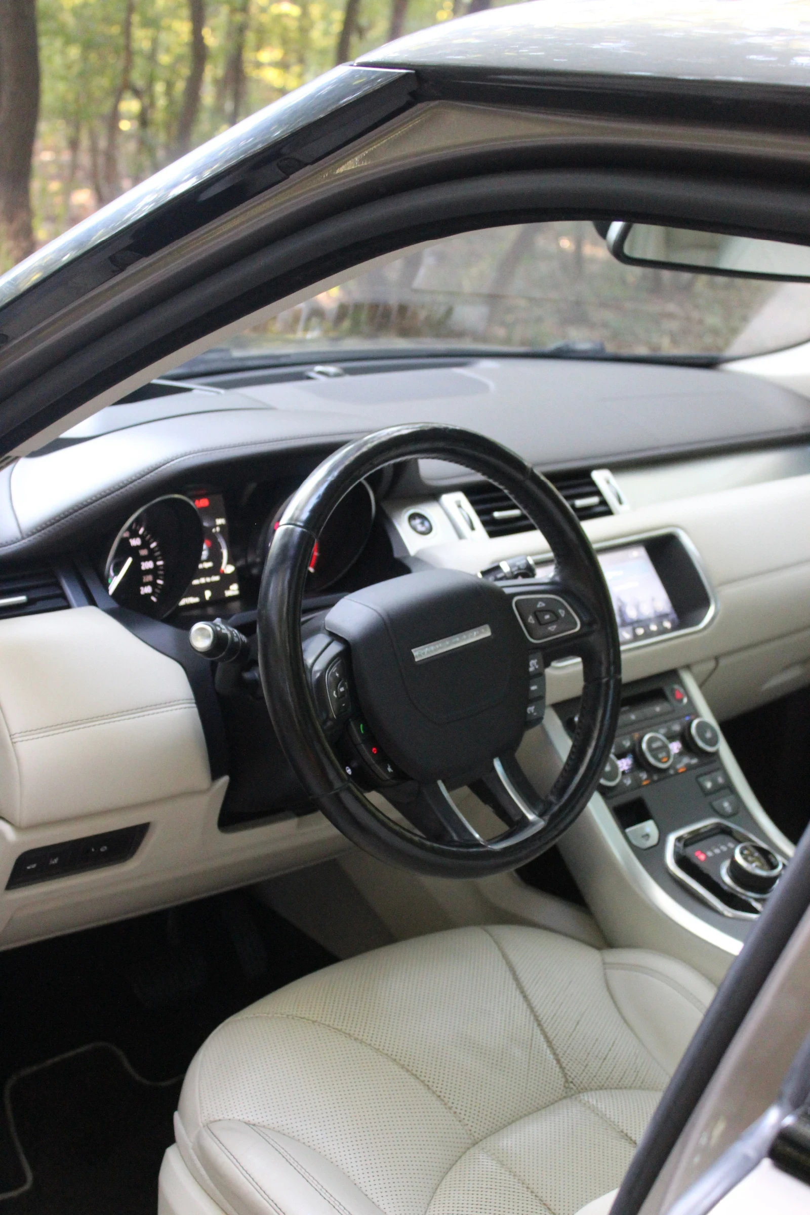 Land Rover Range Rover Evoque Autobiography  - изображение 9