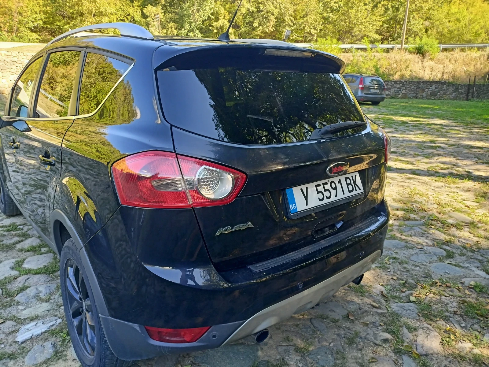Ford Kuga  - изображение 8