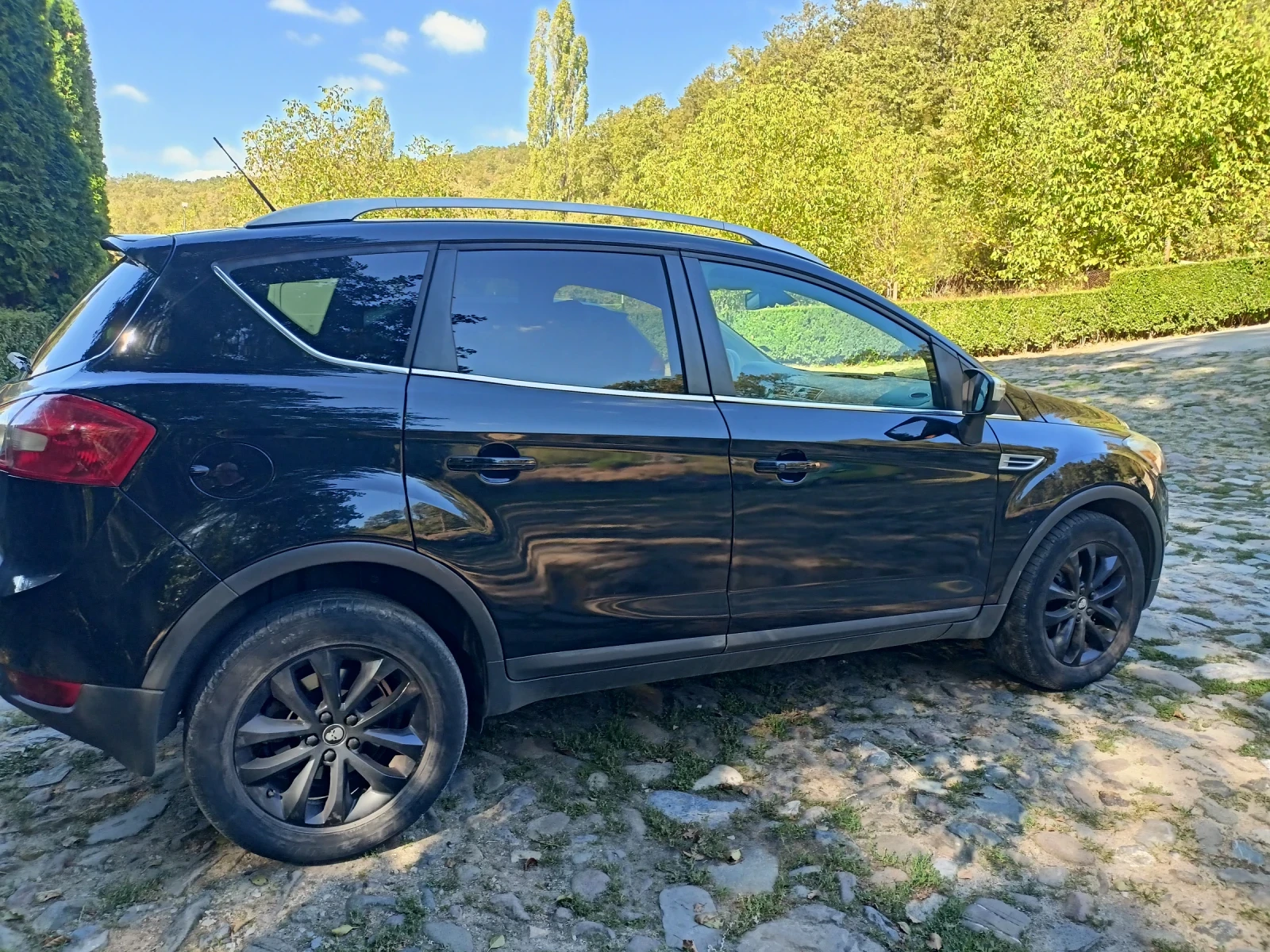 Ford Kuga  - изображение 9