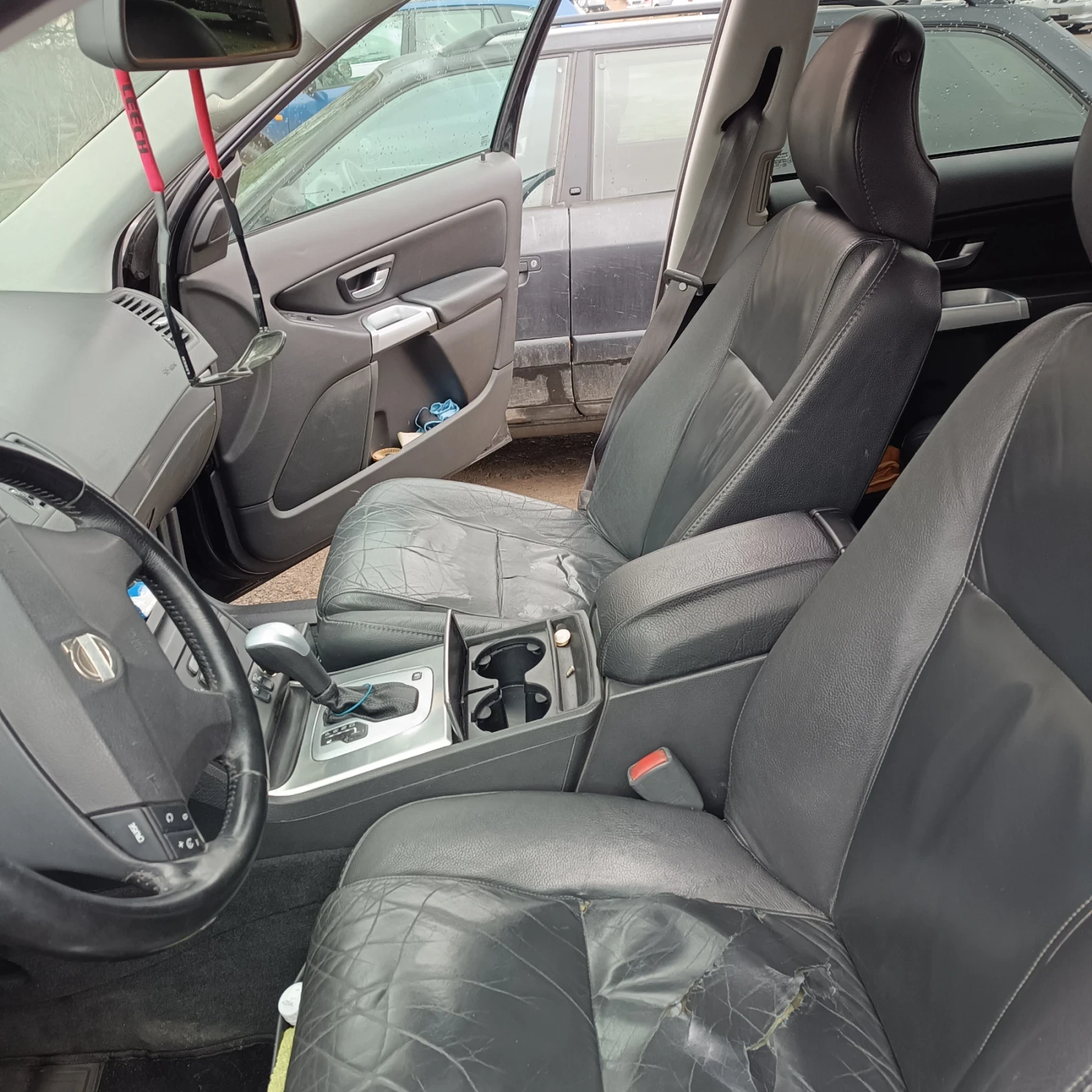 Volvo Xc90  - изображение 8