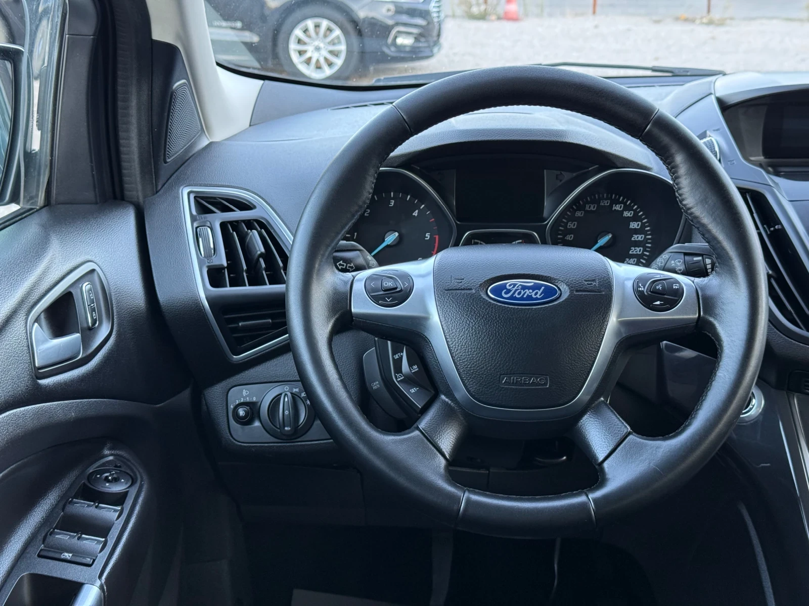 Ford Kuga 2.0 TDCi 4x4 * * СЕРВИЗНА КНИЖКА* *  | Mobile.bg — изображение 15