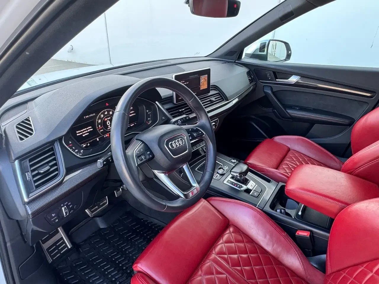 Audi SQ5 TECHNIK| 360| B&O| DISTRONIK| PANO| 8ZF| DIGITAL|  - изображение 9