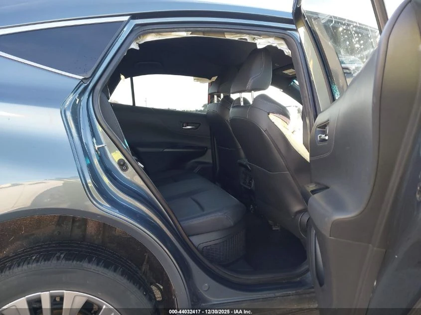 Toyota Venza XLE  - изображение 8