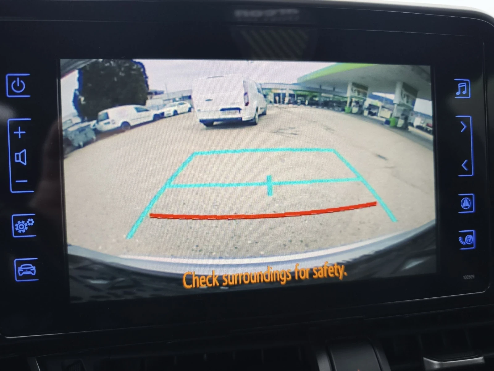 Toyota C-HR 1.8HYBRID LOUNGE FULL SERVICE IN TOYOTA NEW !!! | Mobile.bg � ����������� 9