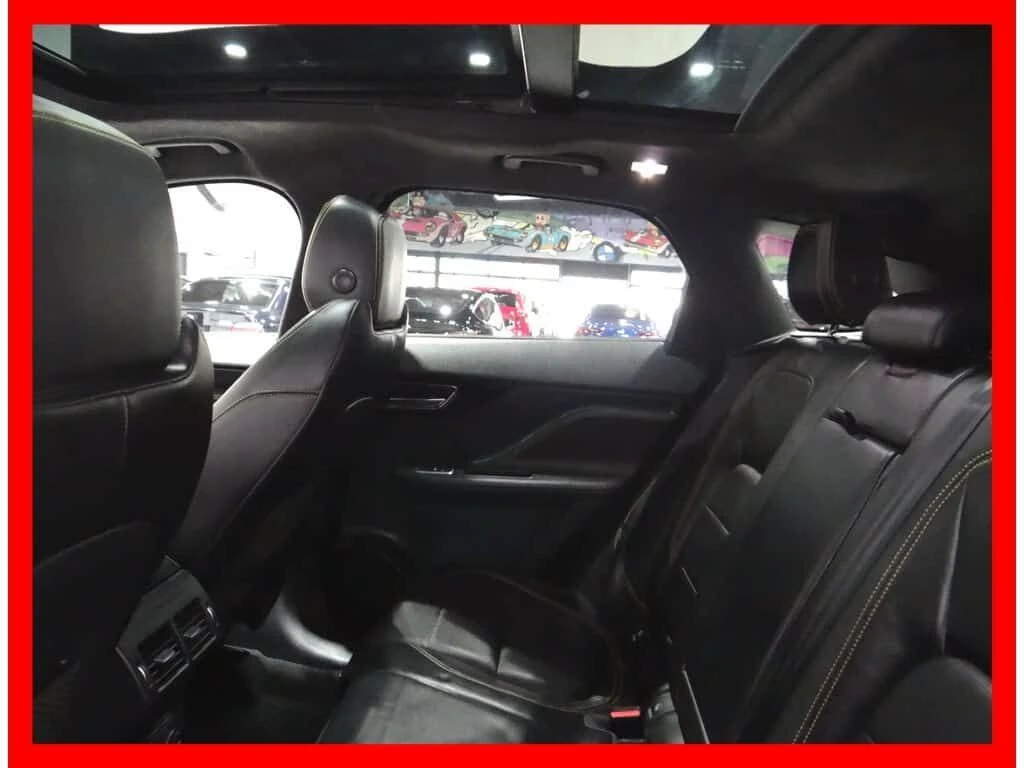 Jaguar F-PACE * AWD 300 SPORT * MERIDIAN/NAVI/BACKUP CAM/LEATHER, снимка 16 - Автомобили и джипове - 54010559