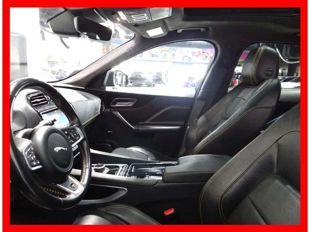 Jaguar F-PACE * AWD 300 SPORT * MERIDIAN/NAVI/BACKUP CAM/LEATHER, снимка 10 - Автомобили и джипове - 54010559