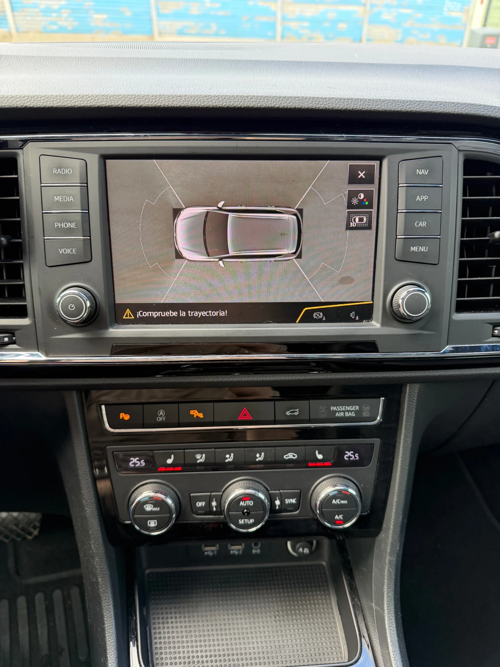 Seat Ateca 2.0 190 автомат панорама, снимка 15 - Автомобили и джипове - 54310272