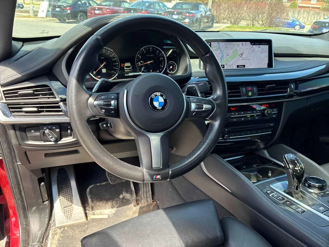 BMW X6 * xDrive35i * ДИСТРОНИК * 360 * ДИГИТАЛНО * H/K, снимка 14 - Автомобили и джипове - 54607464