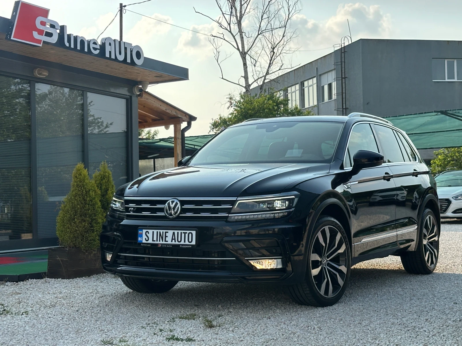 VW Tiguan R line* 4motion* DYNAUDIO* 360-Камера* Панорама* 