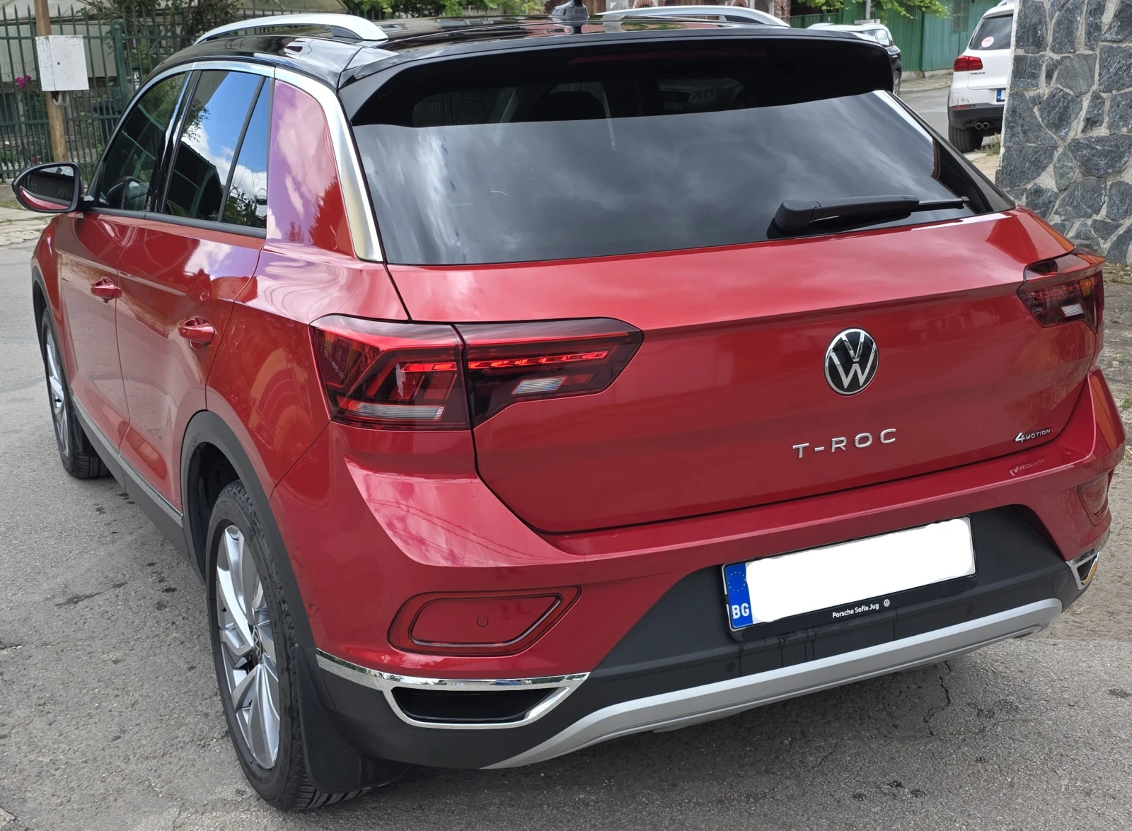 VW T-Roc 4Motion DSG   Първи собственик, снимка 2 - Автомобили и джипове - 54896549