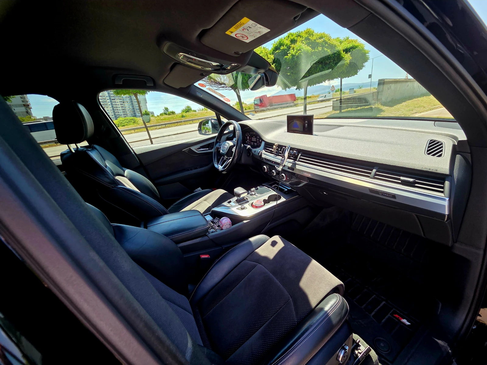 Audi Q7 3.0 TDI S Line, снимка 9 - Автомобили и джипове - 55296273