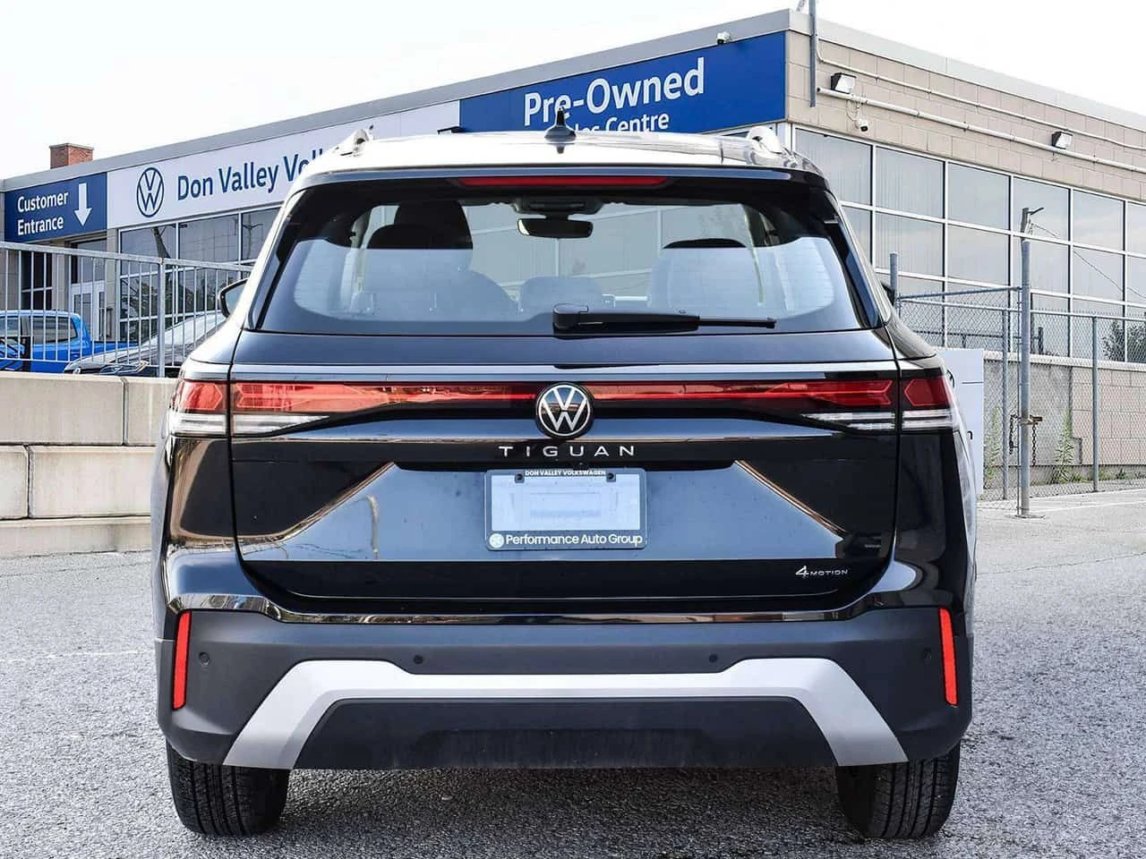 VW Tiguan 4Motion\Deep Black Pearl\��������\������ ����� | Mobile.bg � ����������� 4