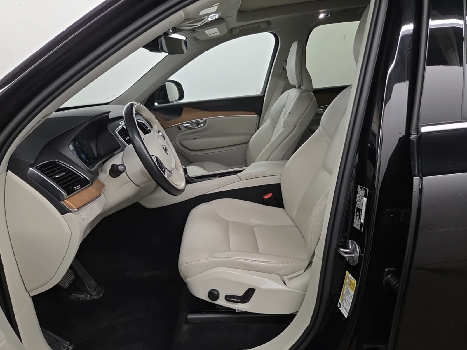 Volvo Xc90 2022 Volvo XC90 T6 MOMENTUM, снимка 7 - Автомобили и джипове - 55400137