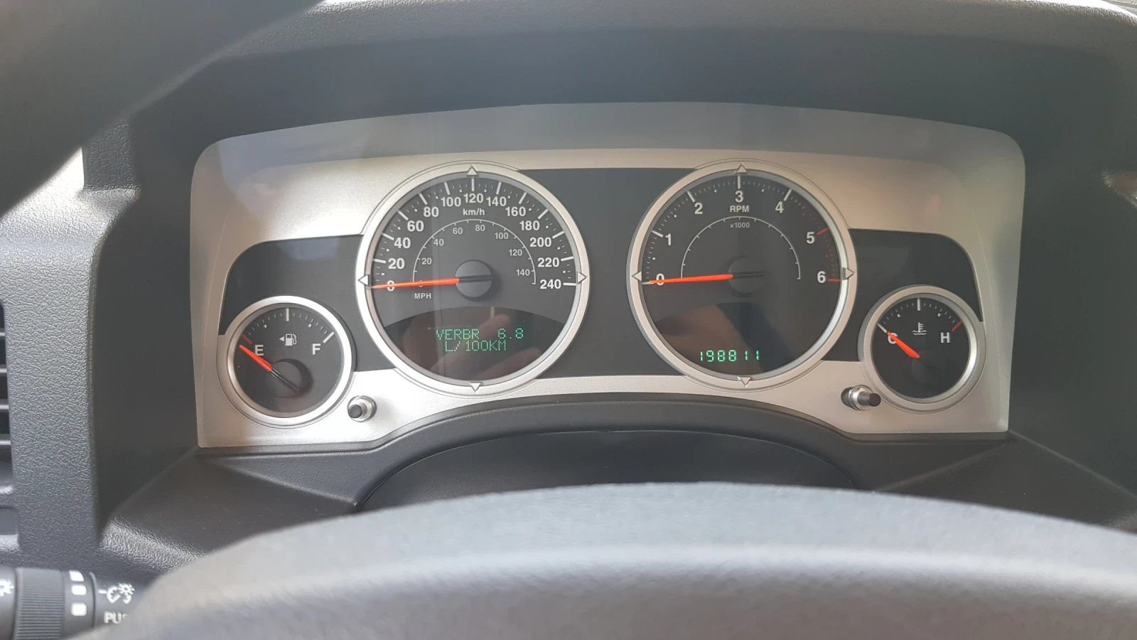 Jeep Patriot 2.0 CRD, снимка 7 - Автомобили и джипове - 56002756