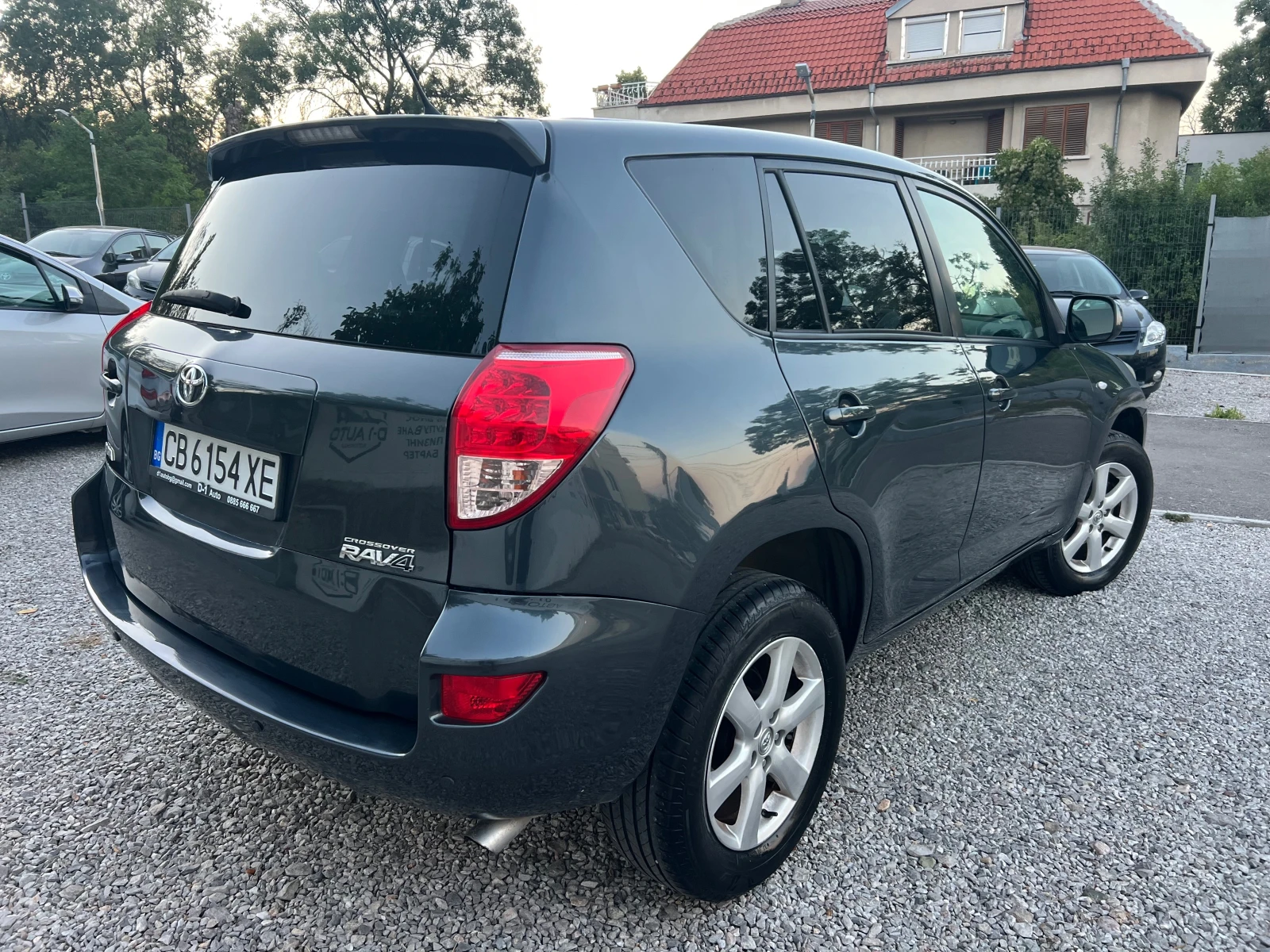 Toyota Rav4 2.0-АВТОМАТИК!, снимка 4 - Автомобили и джипове - 55748382
