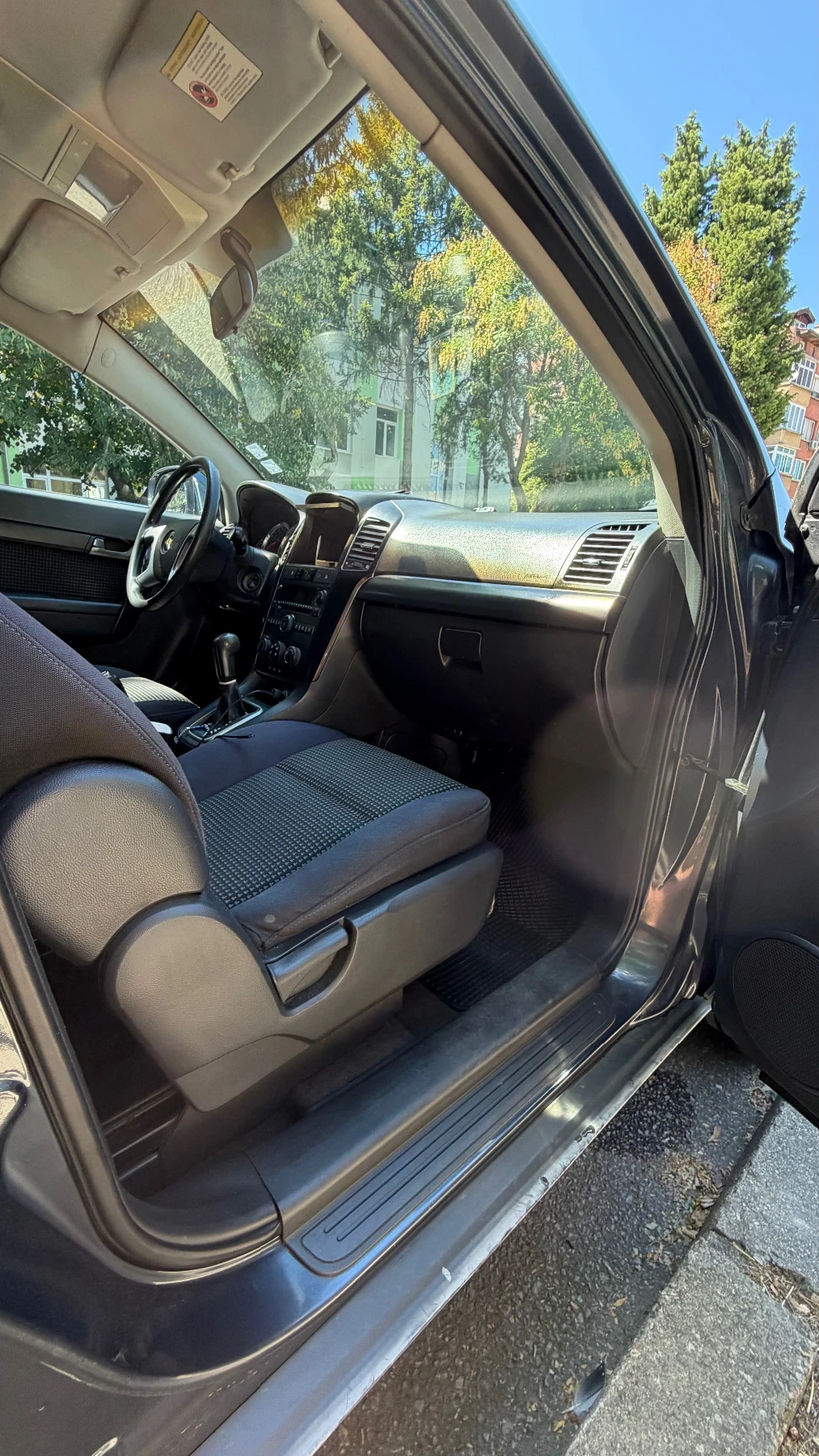 Chevrolet Captiva, снимка 8 - Автомобили и джипове - 55904999