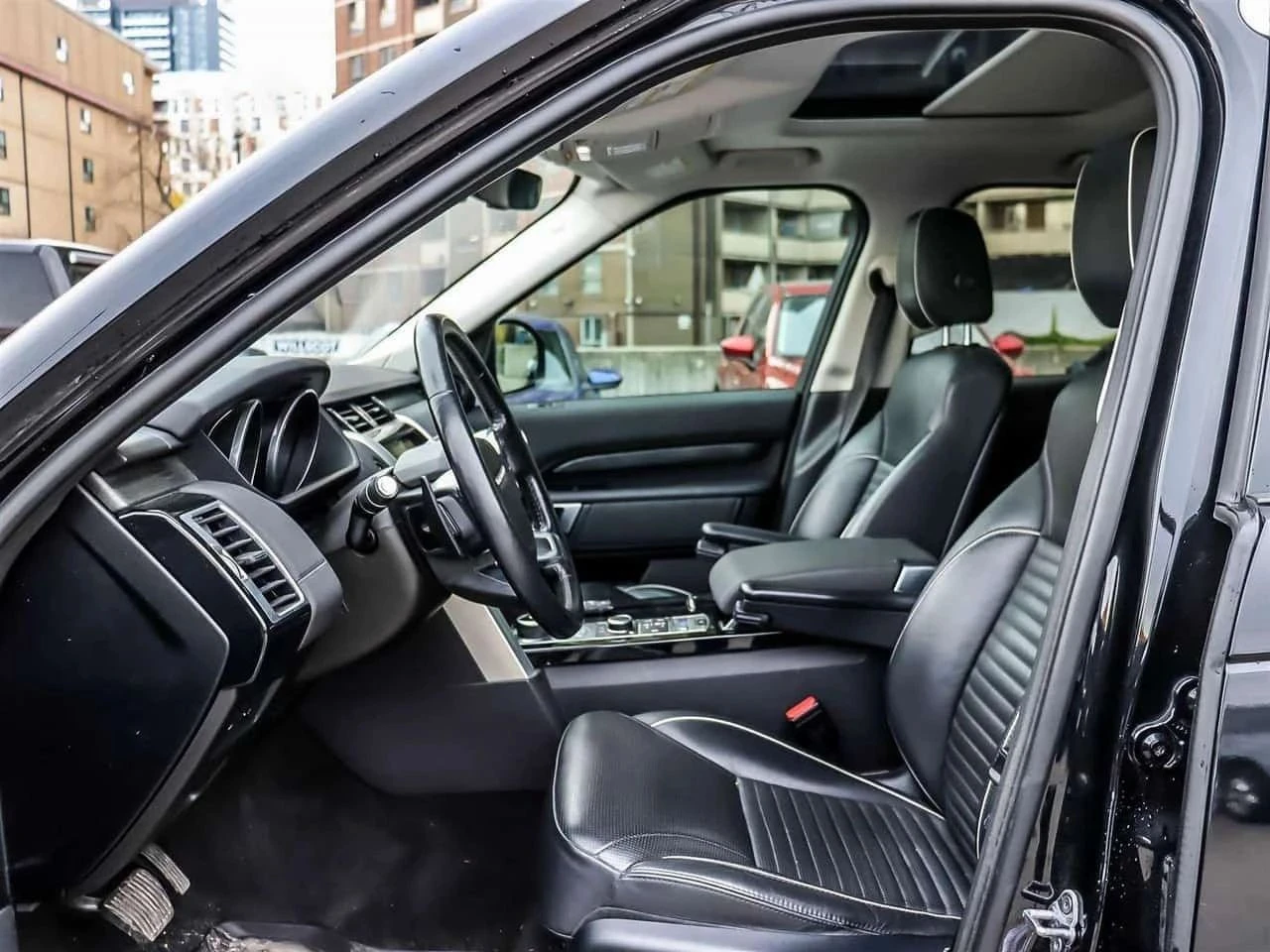 Land Rover Discovery, снимка 7 - Автомобили и джипове - 56740099