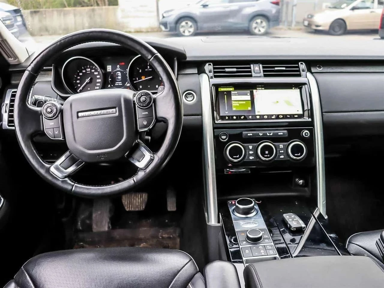 Land Rover Discovery, снимка 8 - Автомобили и джипове - 56740099