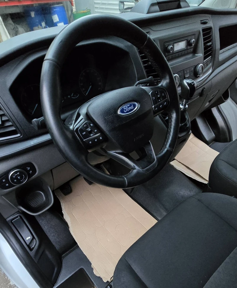 Ford Transit Custom, снимка 6 - Бусове и автобуси - 52454532