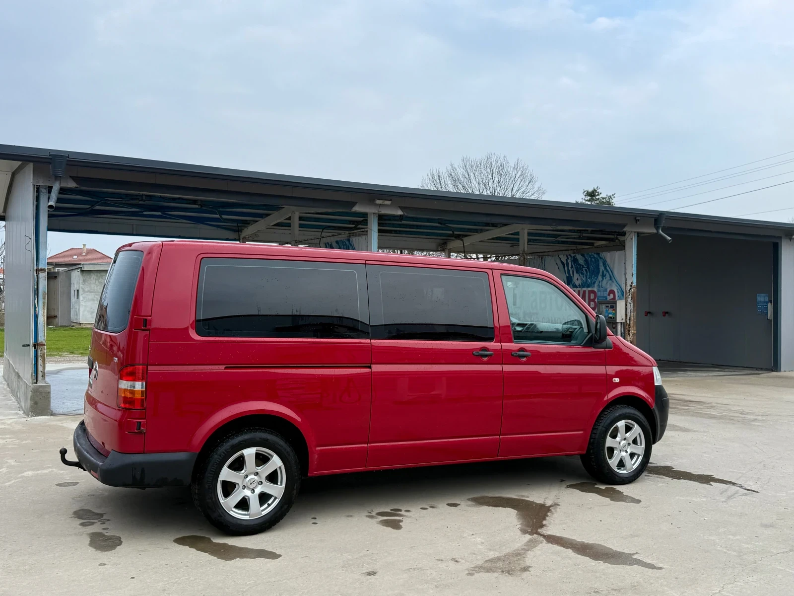 VW T5 Дългата 1.9TDI с Климатик 8 местен, снимка 7 - Бусове и автобуси - 53927059