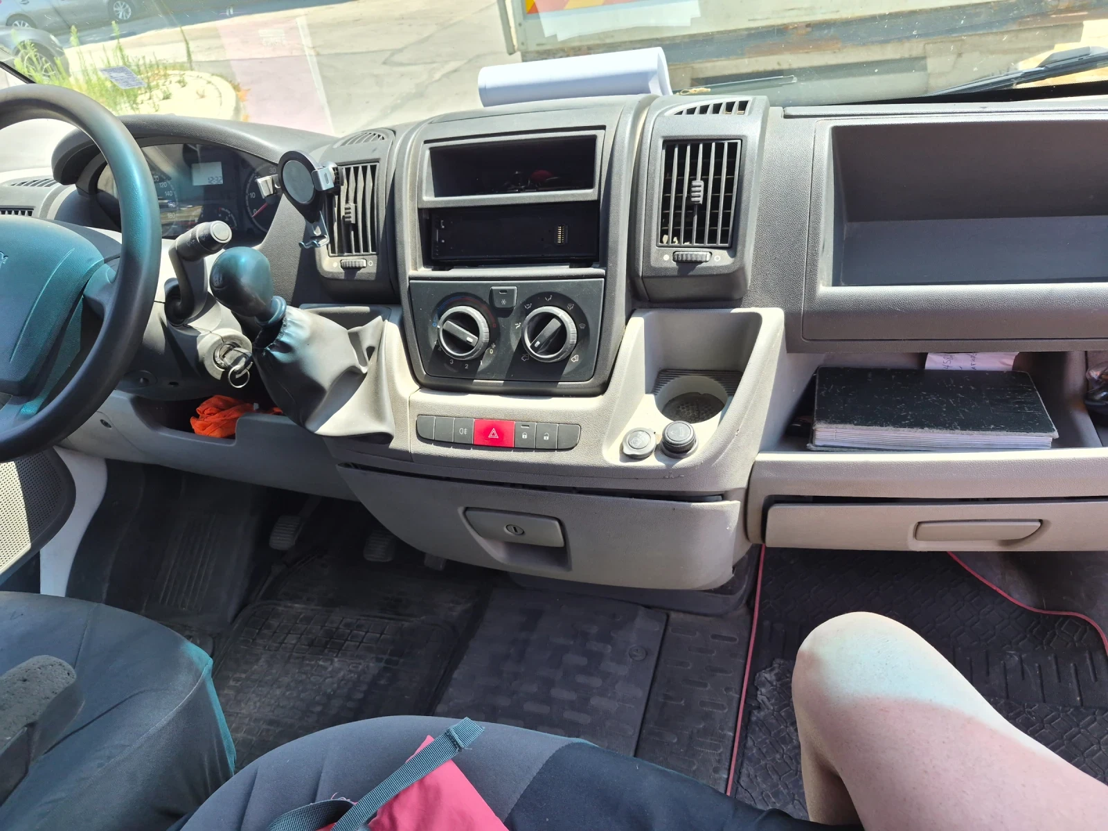 Peugeot Boxer, снимка 3 - Бусове и автобуси - 55604430
