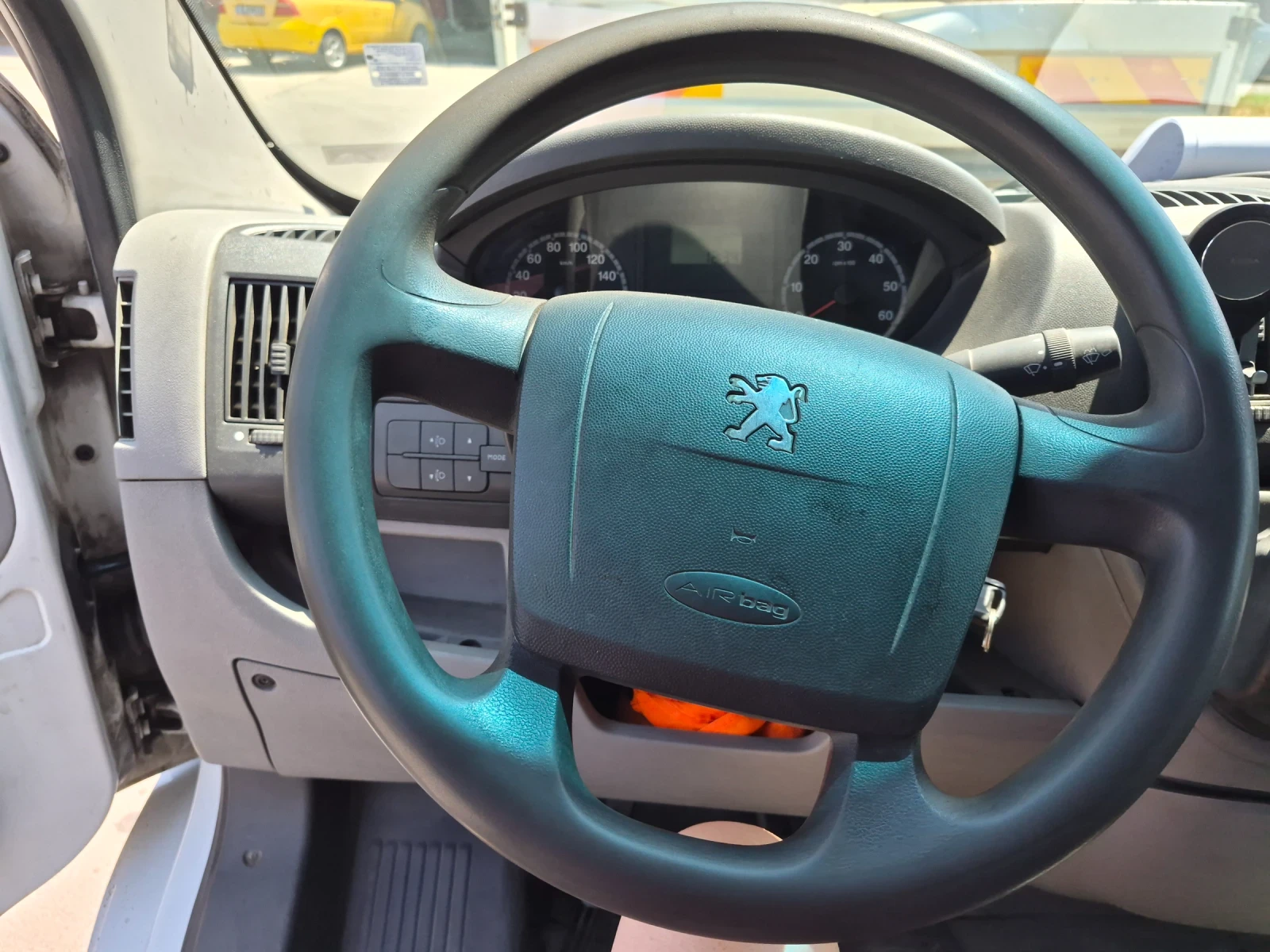 Peugeot Boxer, снимка 9 - Бусове и автобуси - 55604430
