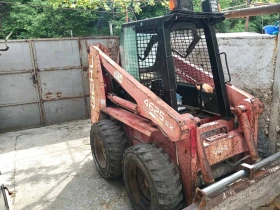 Мини челни товарачи GEHL 4625 SX, снимка 4