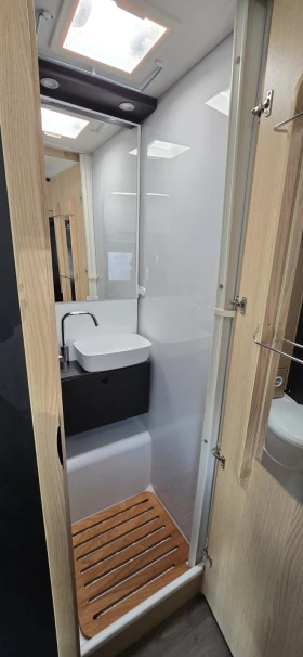 Кемпер SUNLIGHT T67 2025, снимка 14