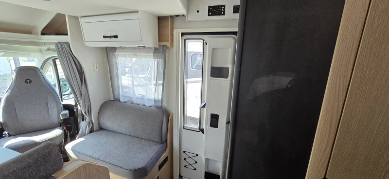 Кемпер SUNLIGHT T67 2025, снимка 15 - Каравани и кемпери - 51203846